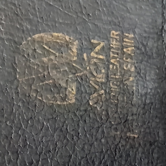 Avion Women's Black Leather Belt with A Large Ornate Studded Buckle. - Picture 7 of 9